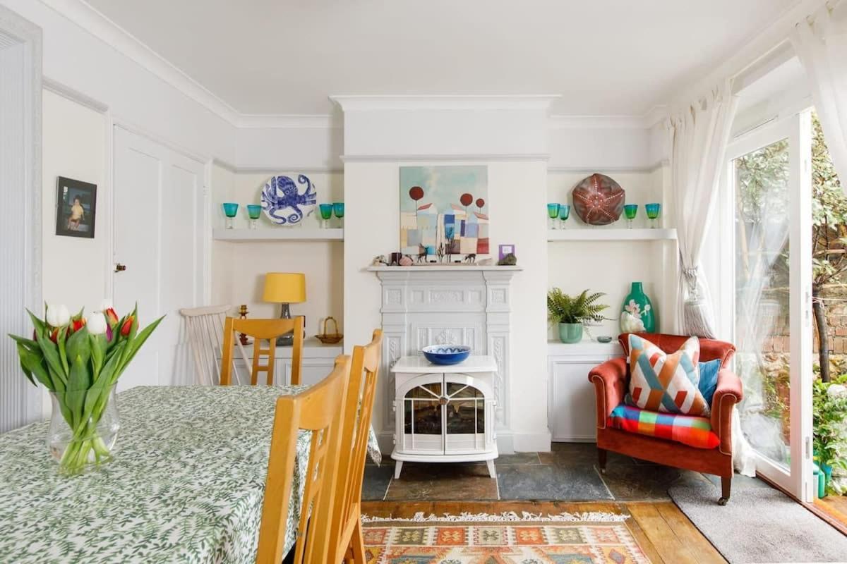 Beautiful Georgian Home In The Heart Of Chichester Exterior foto
